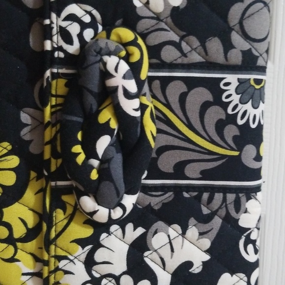 Vera Bradley clutch - Picture 5 of 5